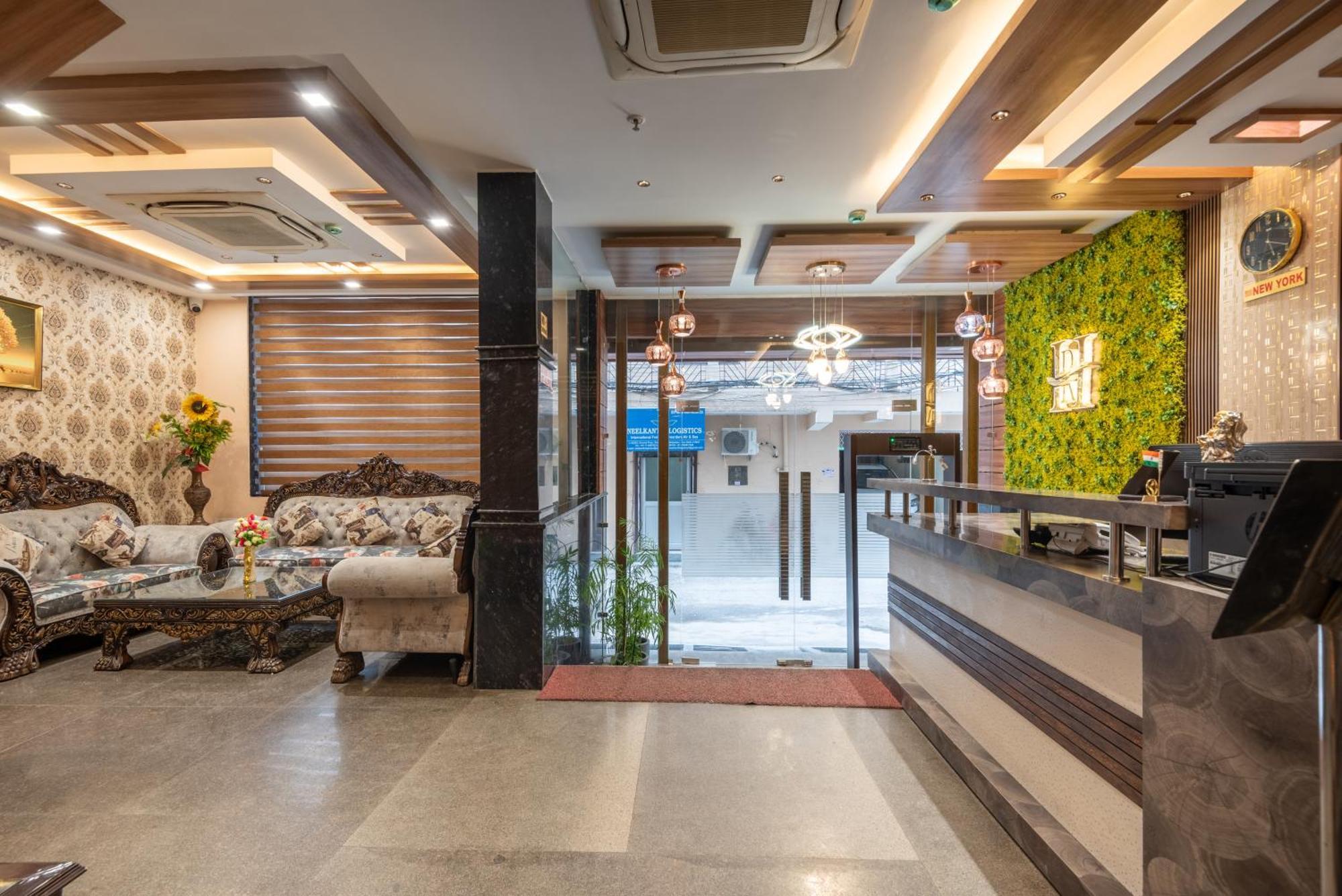 Hotel Royal Inn Igi Ню Делхи Екстериор снимка