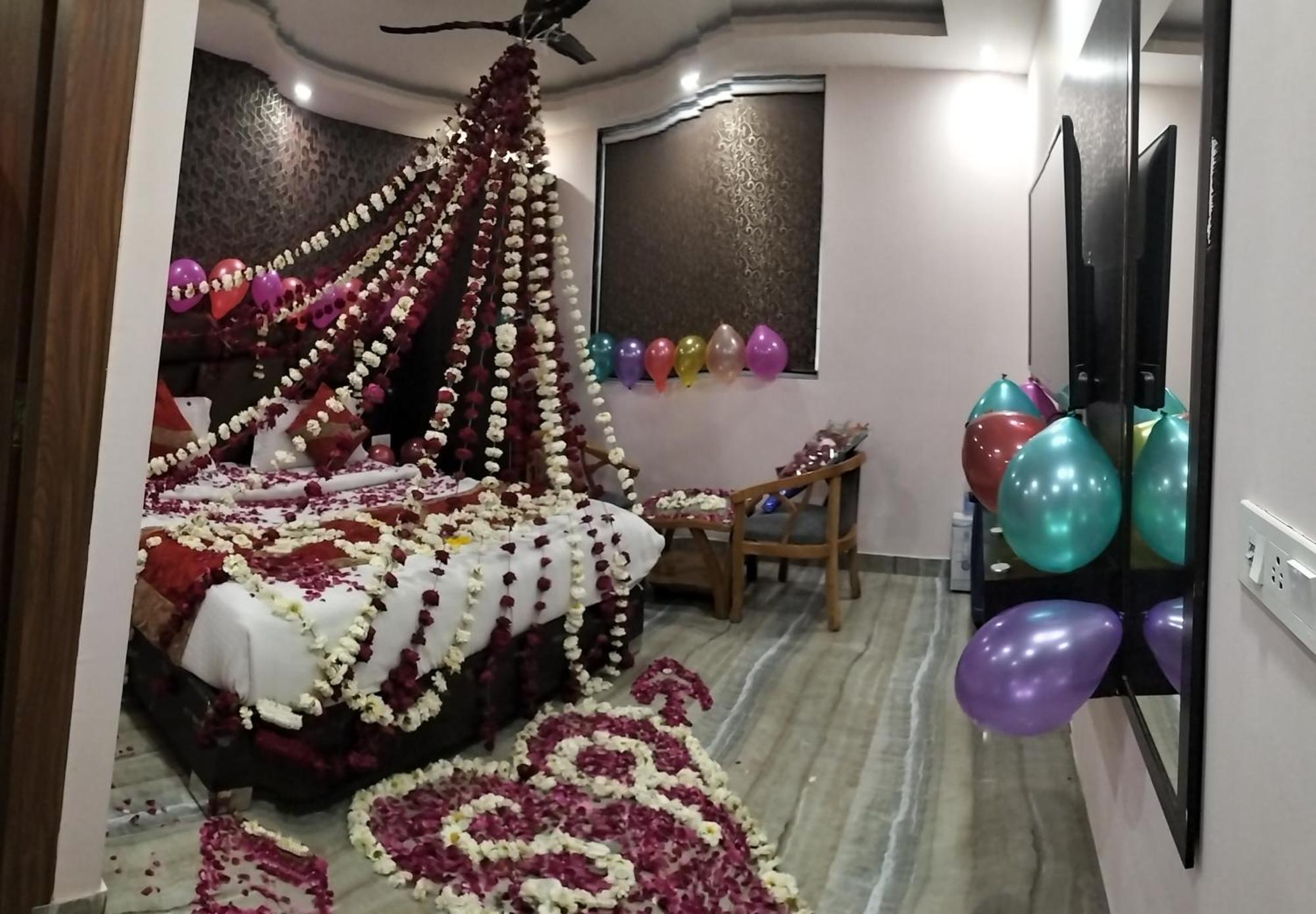 Hotel Royal Inn Igi Ню Делхи Екстериор снимка